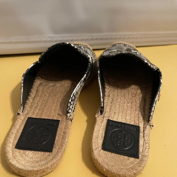 Tory Burch Max Snake-Print Espadrille Mule - Picture 8 of 8